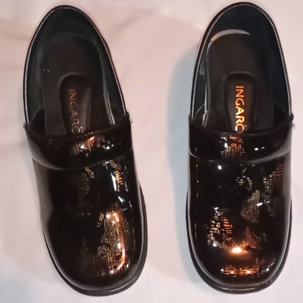 Ingaro 6.5 Brown And Gold Shoes